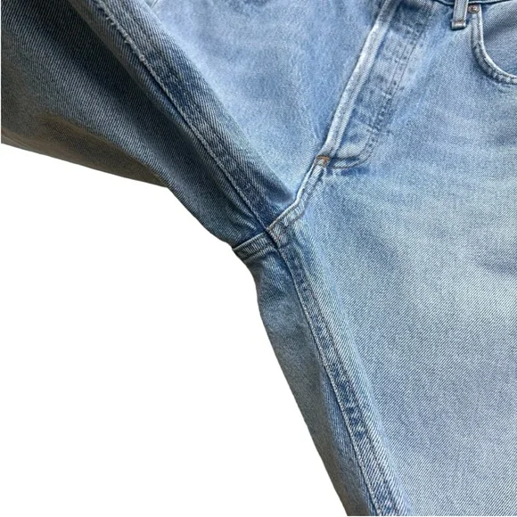 AGOLDE 90's Denim Shorts Size 24 in Blue Riptide High Rise- Bloggers Favorite